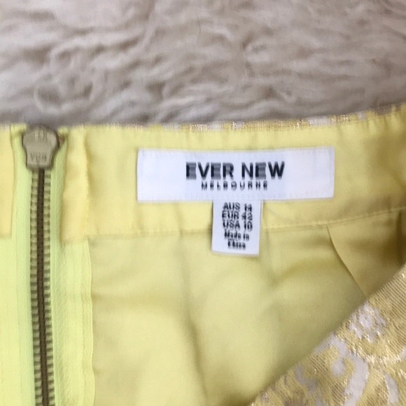 Ever new super cute Yellow Brocade Skirt - Picture 2 of 4